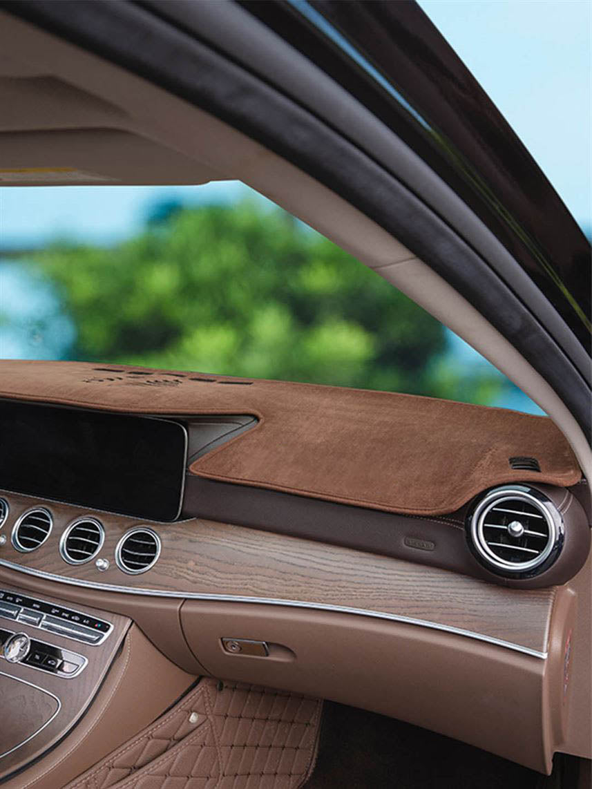 Martoffes™ Mercedes-Benz Armaturenbrett Matte